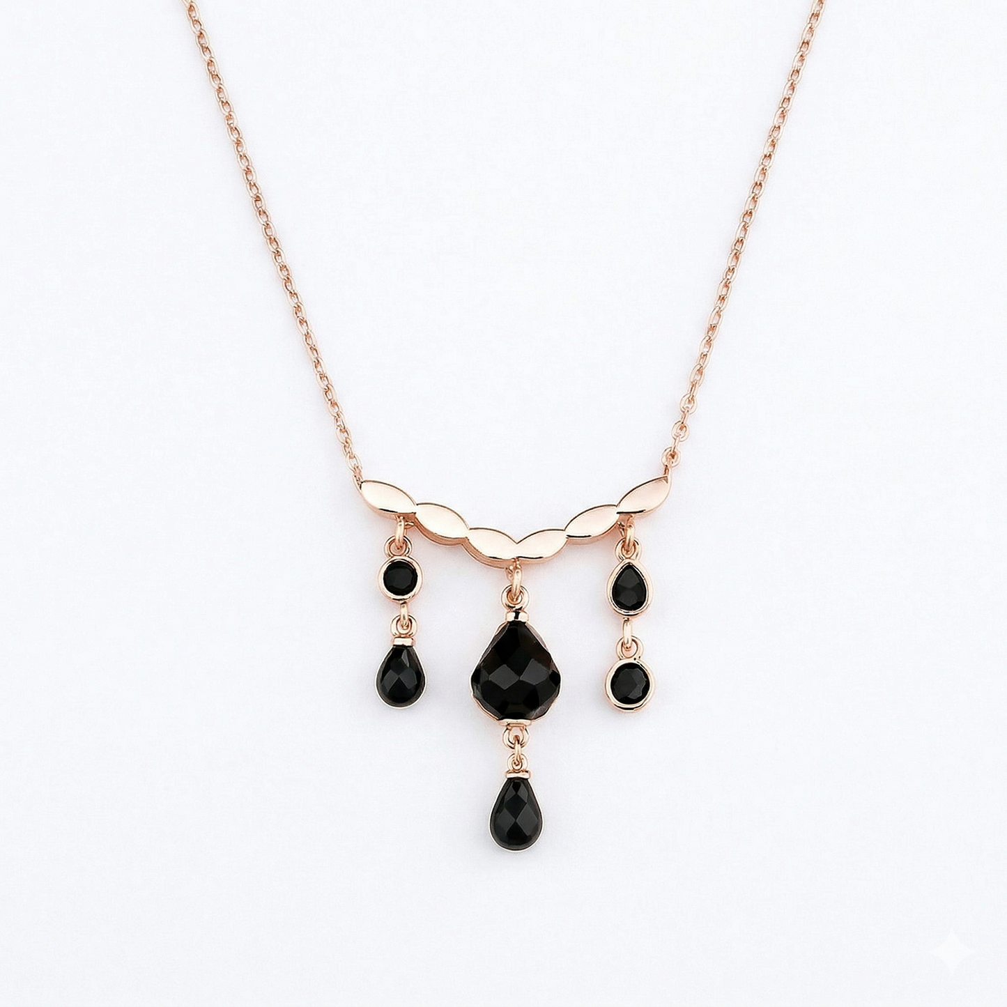 Noir Symphony Pendant