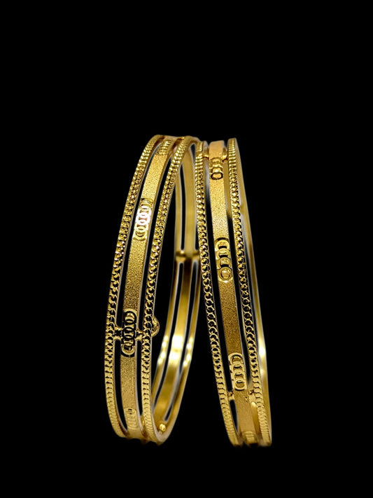 Traditional Glossy Bangles